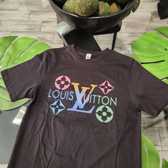 Designer Junky Graphic Tee - Picture 5 of 9